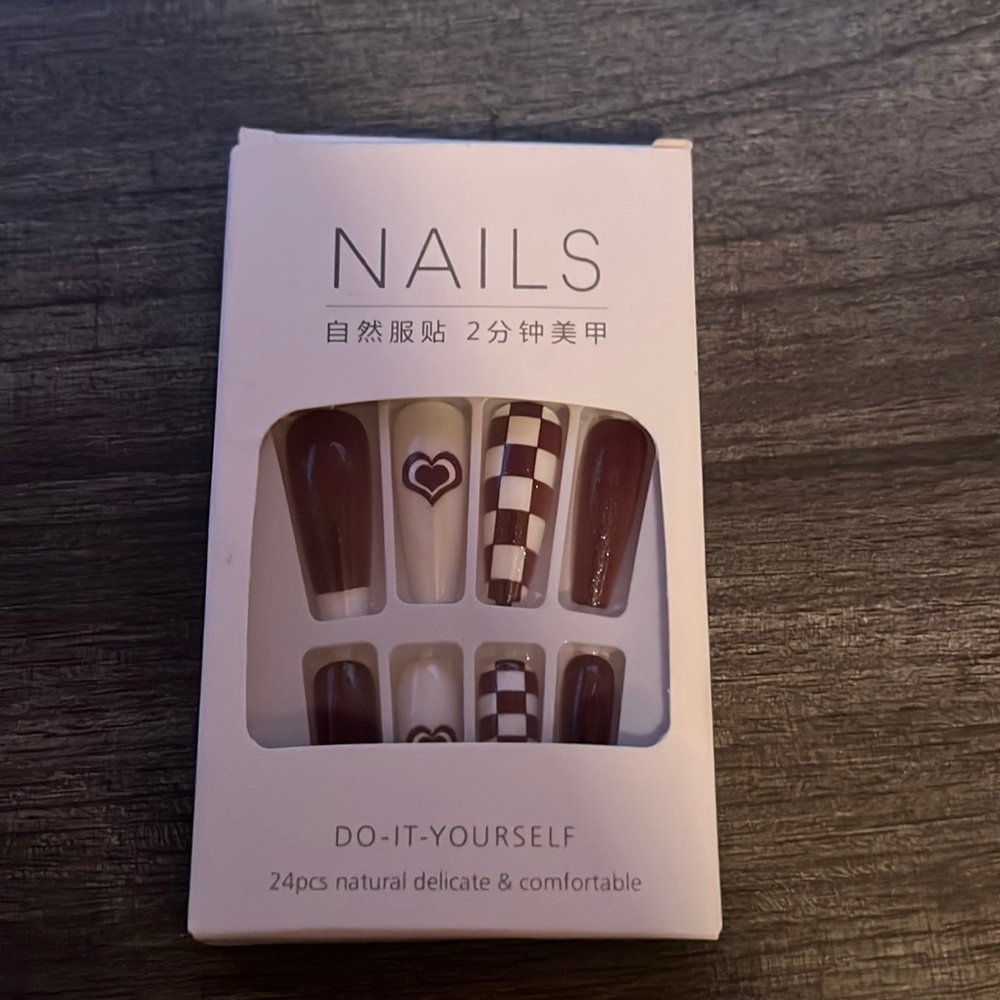 Extra long fake nails set